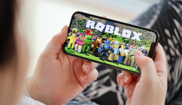 6 Common Roblox Scams (and How to Teach Your Child to Avoid Them)