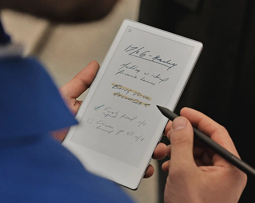 What Are Paper Tablets? (A Guide to What They Can and Can’t Do)
